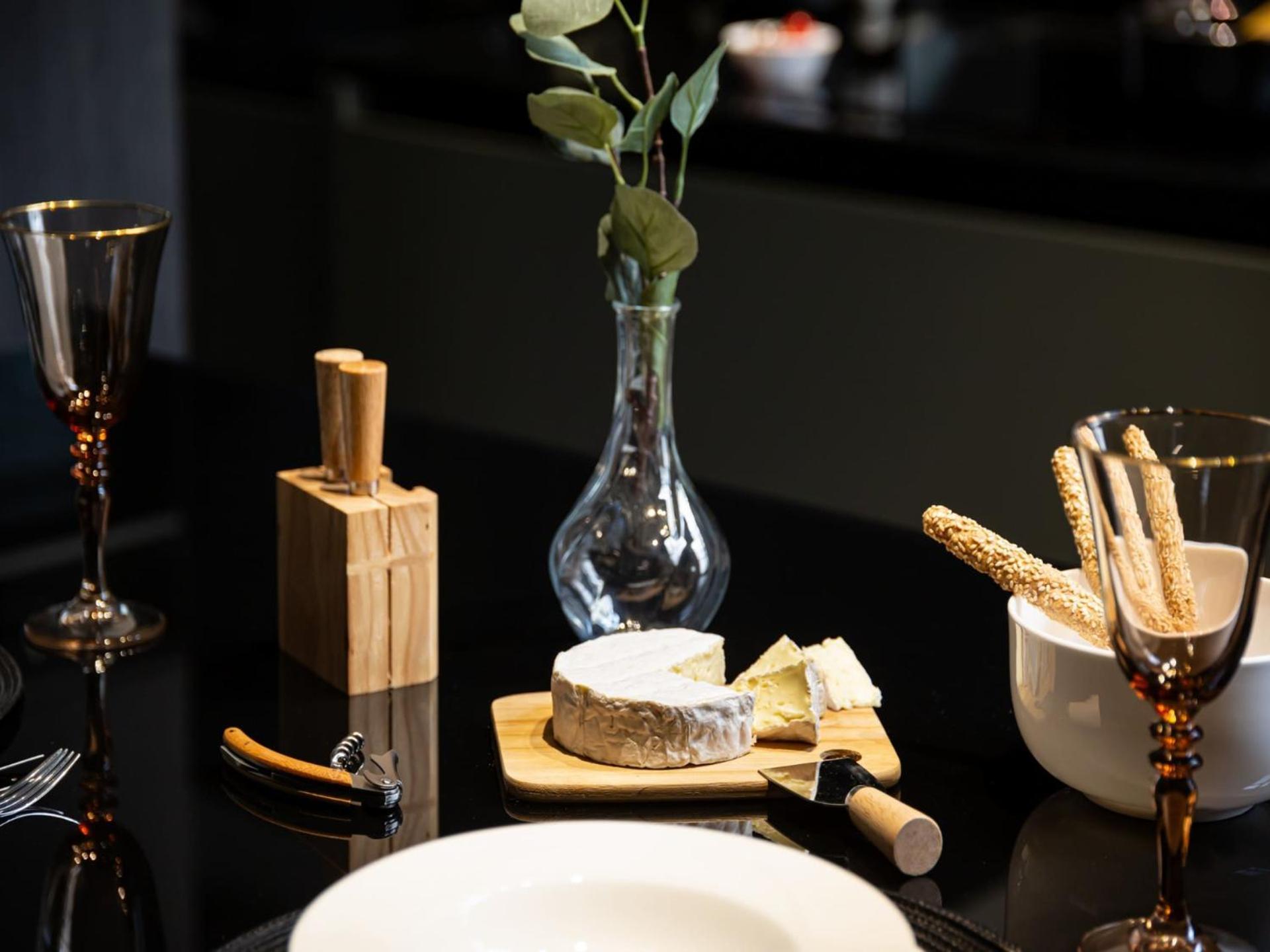 The Rent - Refined Loft In Downtown Milan