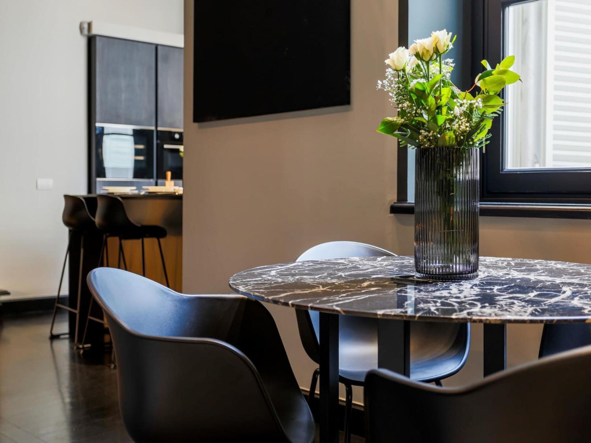 The Rent - Refined Loft In Downtown *